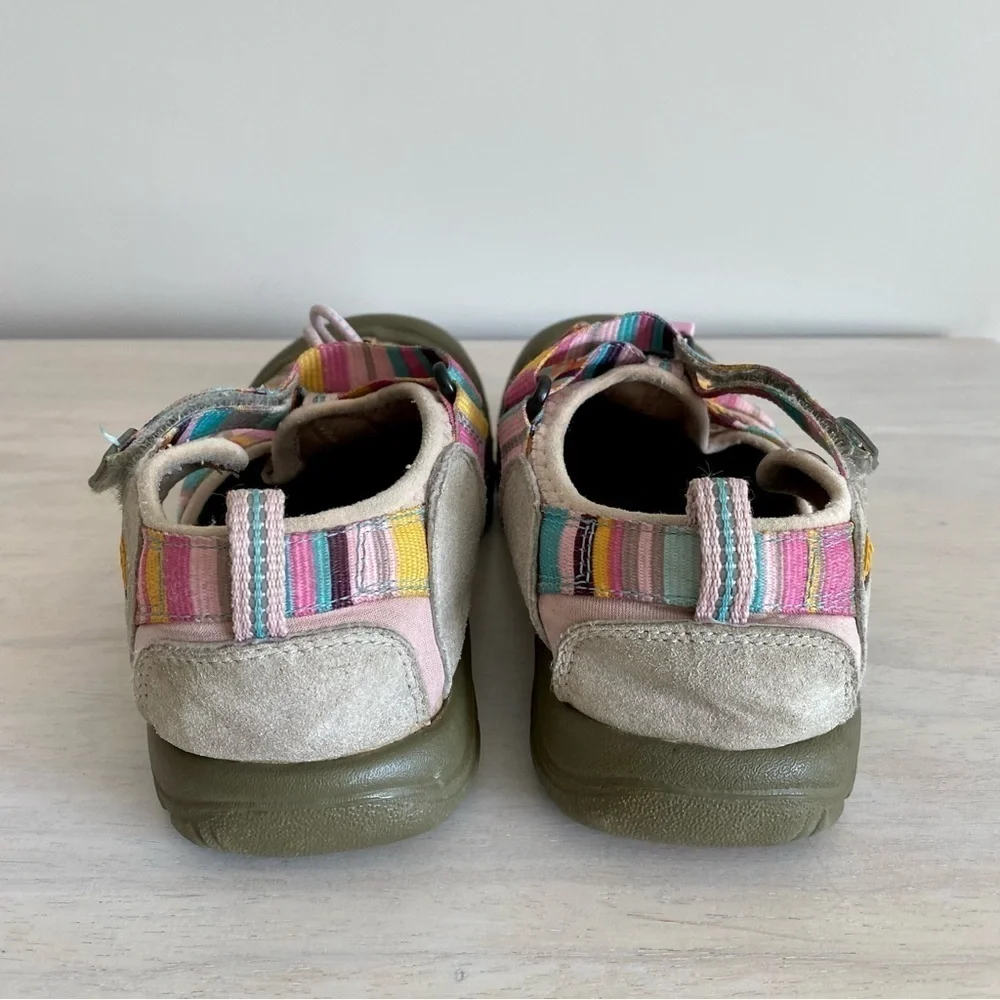 Keen Newport H2 Pink Pastel Stripe Rainbow Sandals Water Shoes Waterproof sz 3